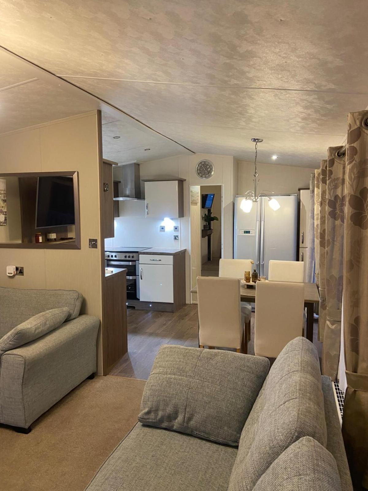 Lakeside Mini * Saint Osyth