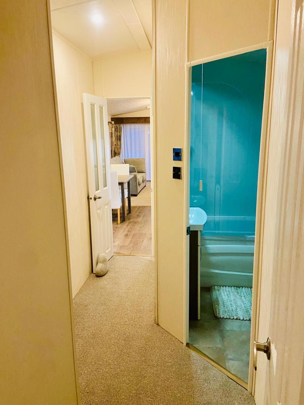 Lakeside Mini Holiday home Saint Osyth