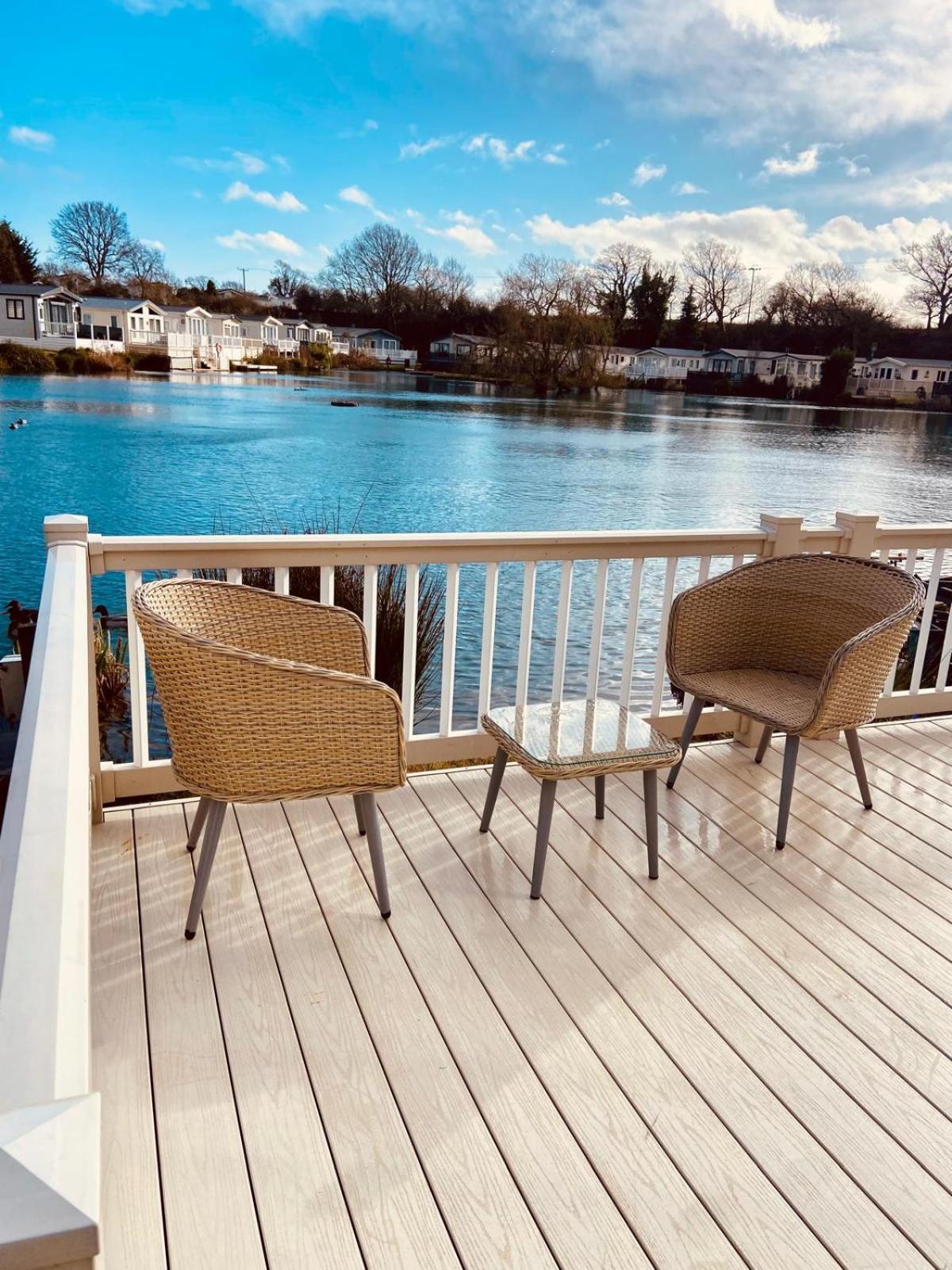 Lakeside Mini Holiday home Saint Osyth